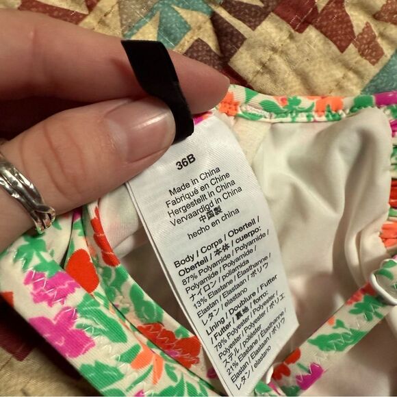 J. Crew floral bikini top size 36B - Picture 3 of 6